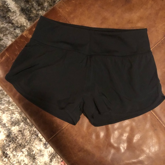 zyia black trainer shorts
